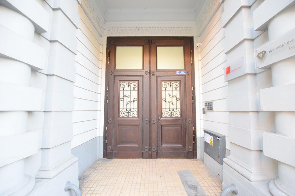 Elegant Apartment Copernicus Varšava Exteriér fotografie