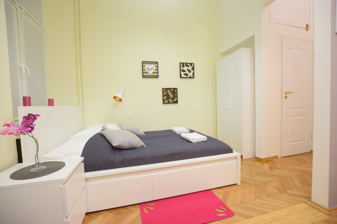 Elegant Apartment Copernicus Varšava Exteriér fotografie