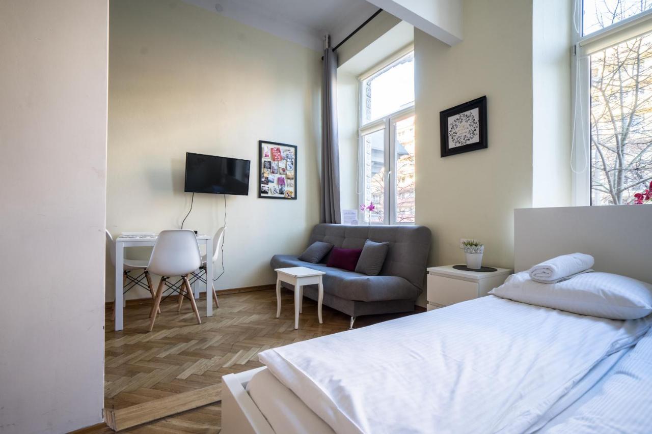 Elegant Apartment Copernicus Varšava Exteriér fotografie